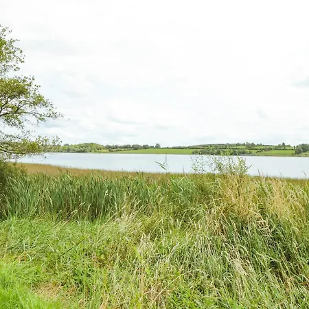 Lakeside Holiday home *